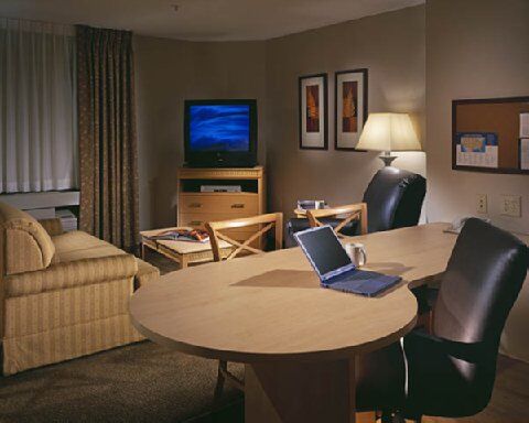 Candlewood Suites Elgin - Northwest Chicago By Ihg Eksteriør billede